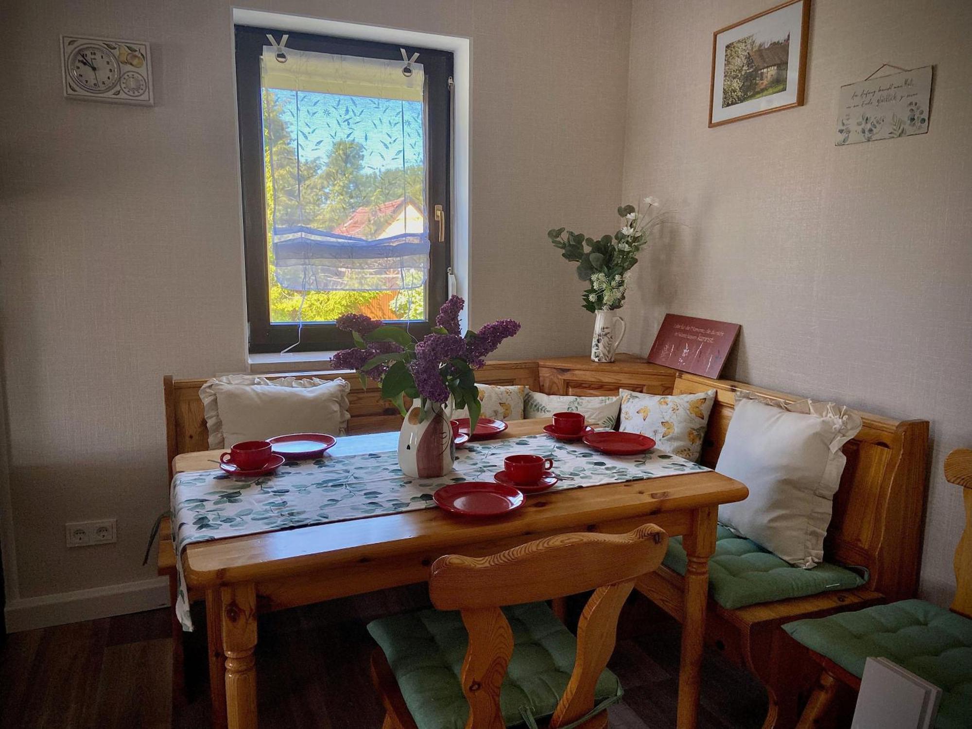 Ferienwohnung-familienidylle-im-vogtland-80qm Apartment